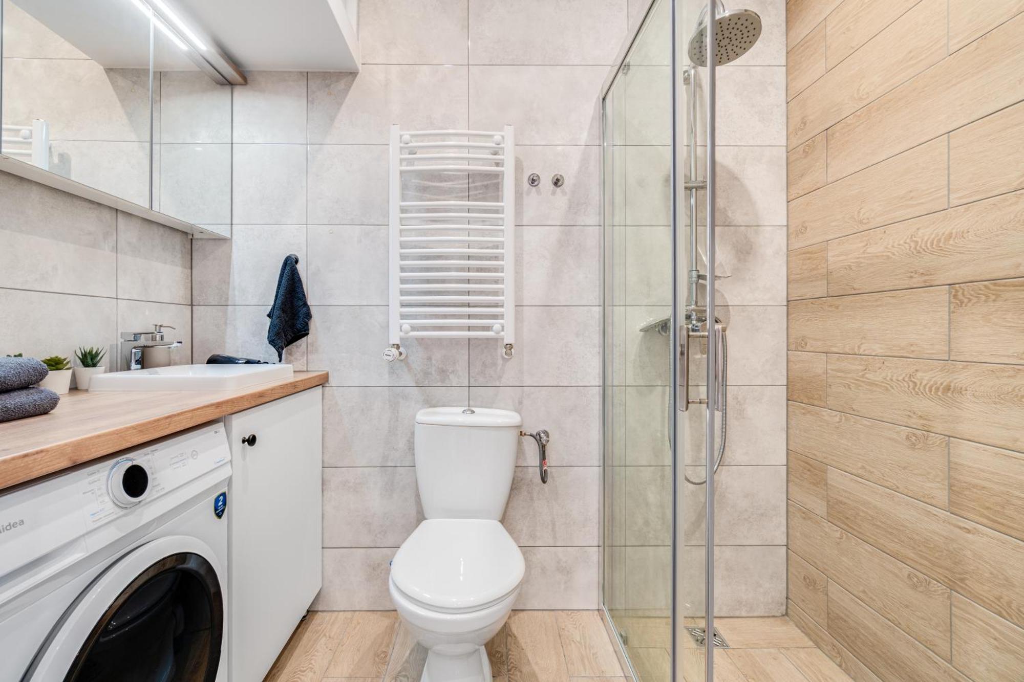 Comfistay Apartamenty Premium Katowicka 39 Opole Bagian luar foto