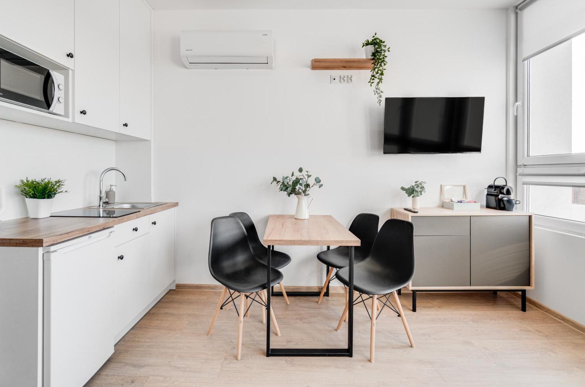Comfistay Apartamenty Premium Katowicka 39 Opole Bagian luar foto